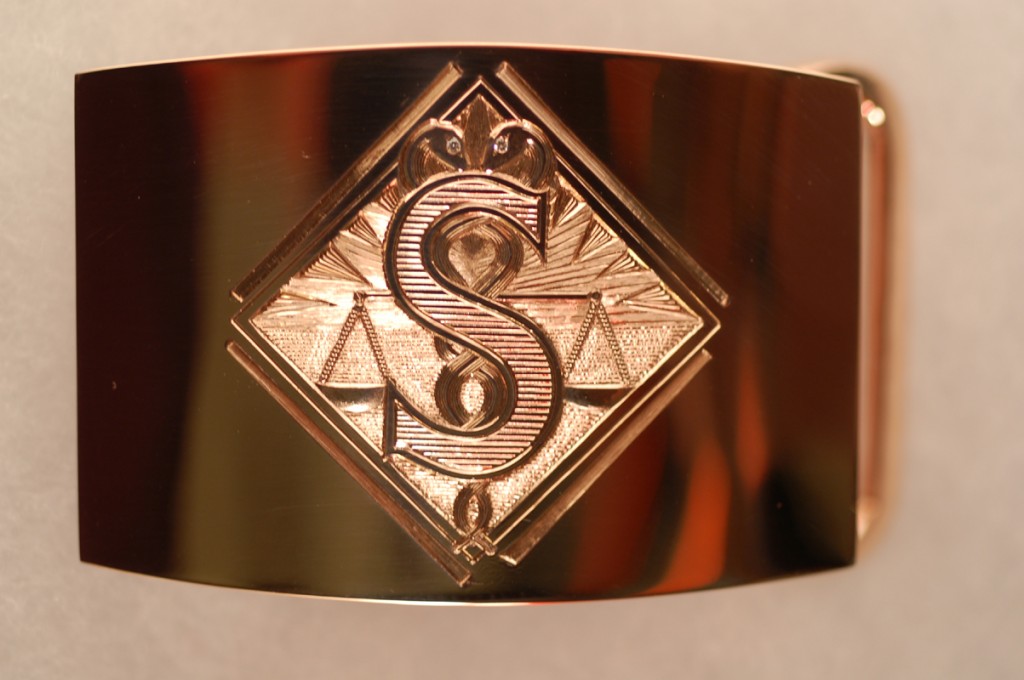 14k Red Gold Buckle Hand Engraved Buckle Crest